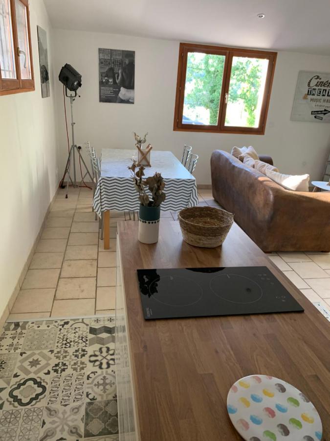 דירות בריניול Logement Mabouya מראה חיצוני תמונה