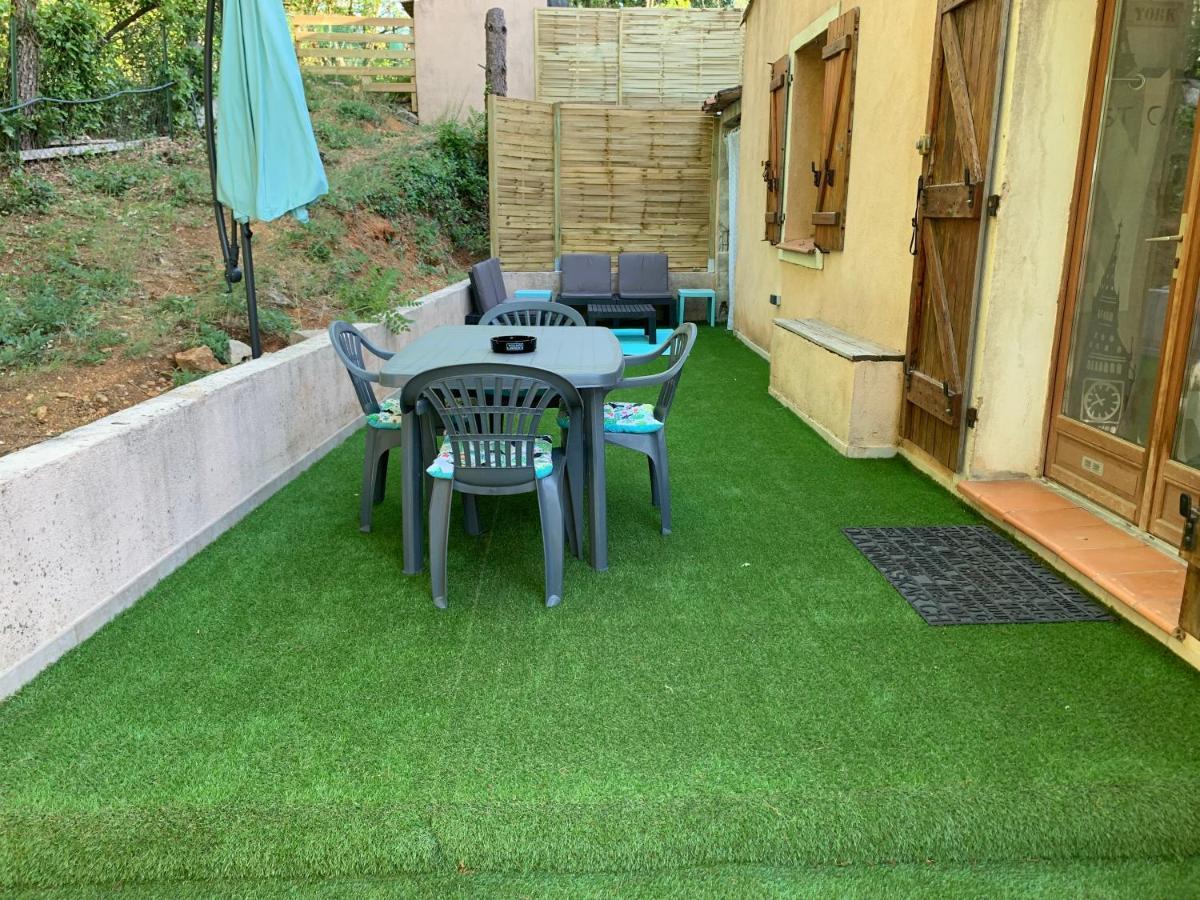 דירות בריניול Logement Mabouya מראה חיצוני תמונה